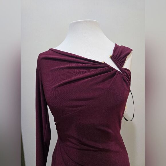 Betsy & Adam Asymmetric Ruched Jersey Gown NWT Size 6 Burgandy - Picture 4 of 6